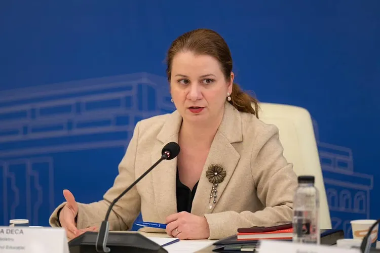 Microbuzele electrice școlare, fără stații de încărcare (sursa: Facebook/Ministerul Educației - România)