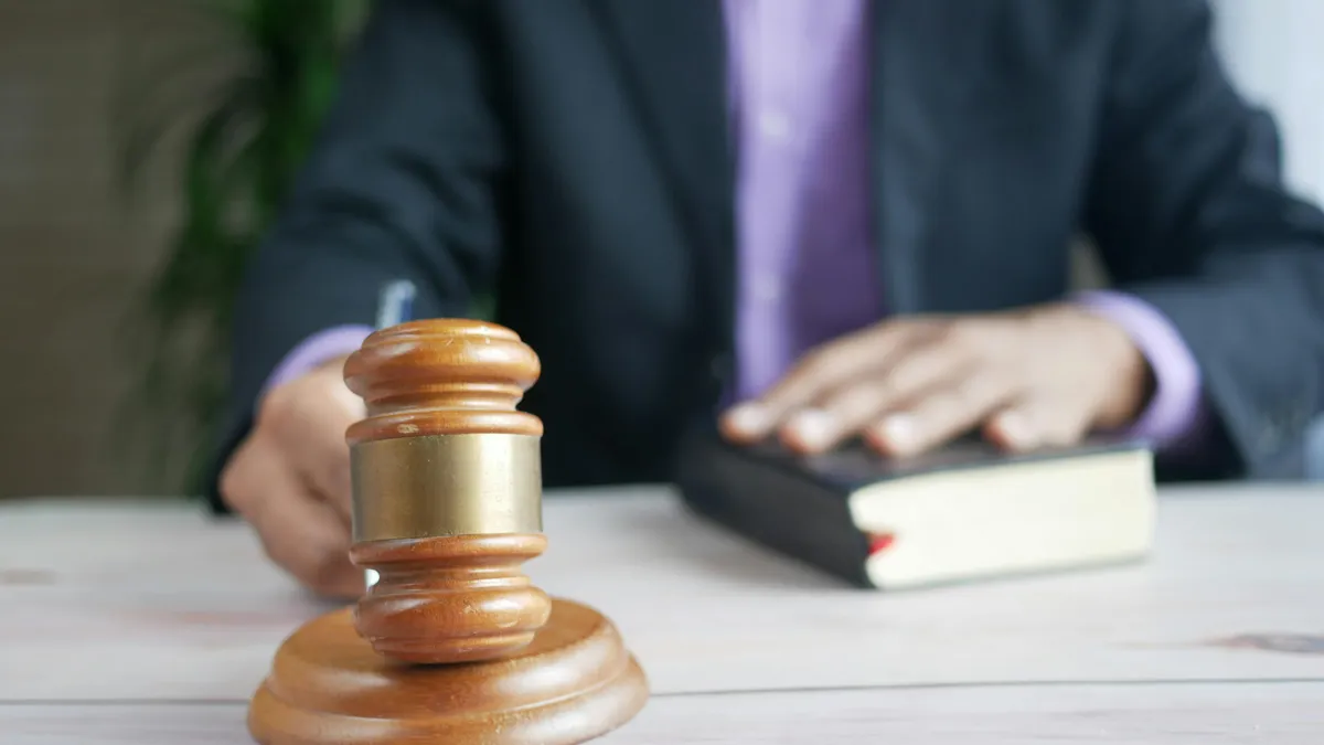 Partajul casei forțat pentru datorii la Fisc (sursa: Pexels/Towfiqu barbhuiya)