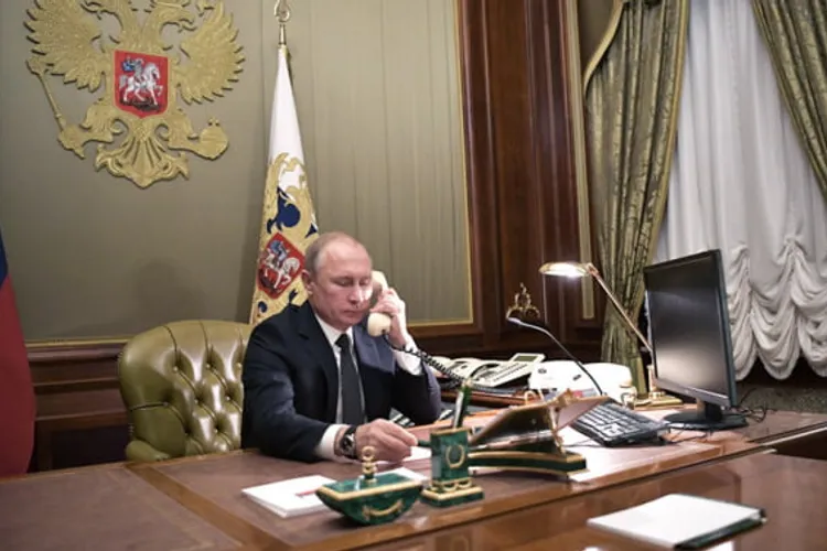 Putin și generalii săi se ascund într-un buncăr Foto: Kremlin.ru