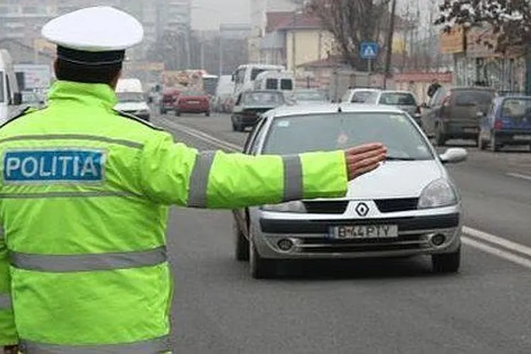 Încalci legea? Sună de pe fix (sursa: ziaruldeiasi.ro)