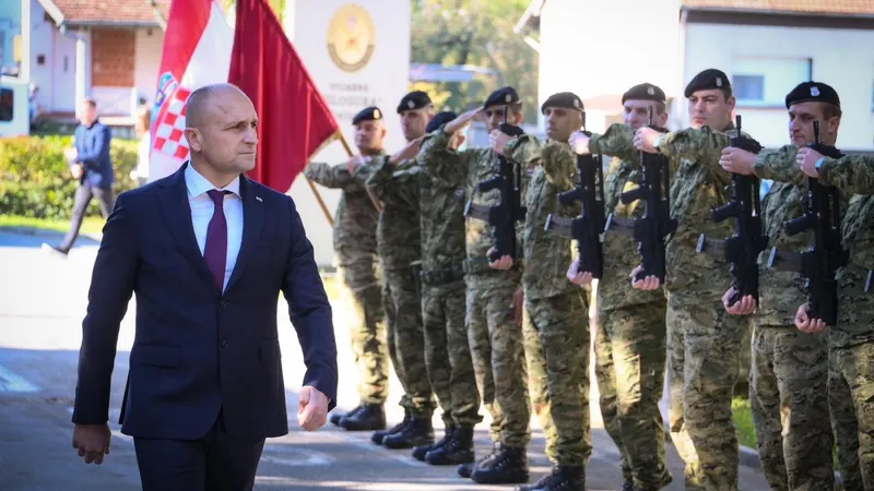 Croația va reintroduce serviciul militar obligatoriu (sursa: Facebook/Ivan Anušić)