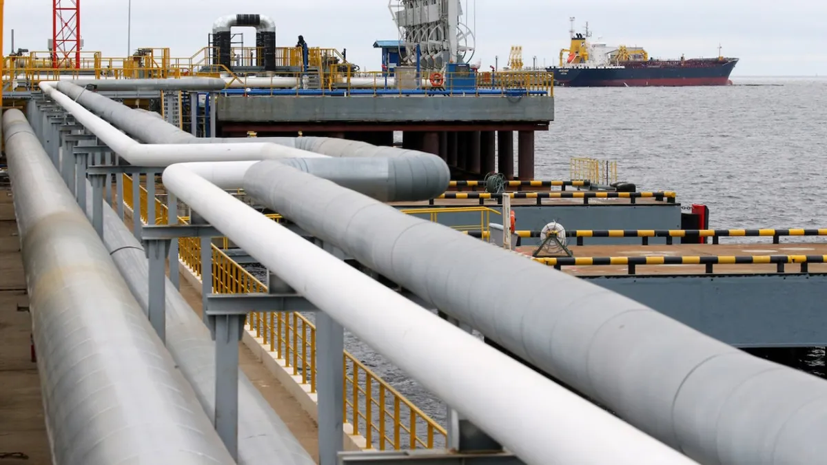 Drone ucrainene avariază conductă petrolieră rusă (sursa: radiomolodva.md)