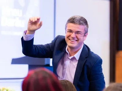 Noile numiri la Apărare și Economie, în "Monitorul Oficial" (sursa: Facebook/Irinel Darău)