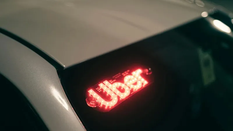 Studenții din Iași preferă joburile ride-sharing (sursa: Pexels/Erik Mclean)