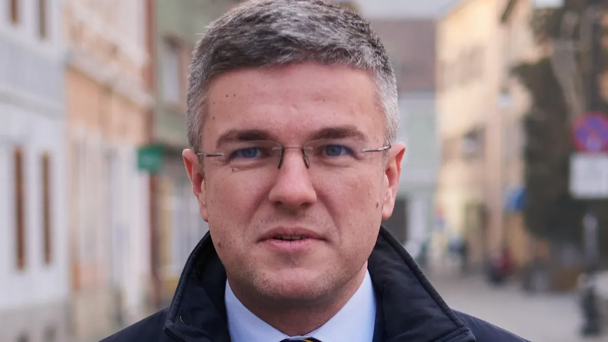 Șefa de cabinet a ministrului Darău (USR), doi cu suspendare pentru o angajare fictivă la Interne (sursa: Facebook/Darău Irineu)