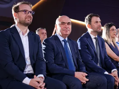 Tăierile se amână, guvernul Bolojan își asumă răspunderea doar pe majorările de taxe. Bolojan și USR, contra PSD și UDMR Foto: Facebook