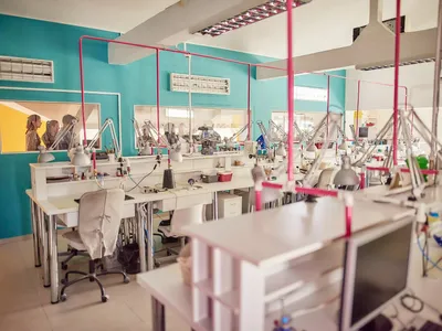 Val de achiziții străine la Iași: companii locale ajung în portofoliul unor grupuri internaționale