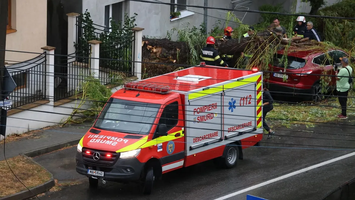 Furtună la Sinaia, 11 persoane rănite (sursa: Facebook/IGSU-Romania)