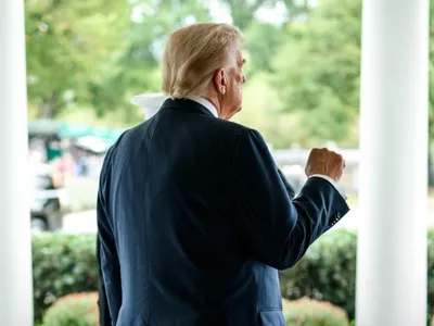 Trump trimite Garda Națională la Chicago (sursa: Facebook/The White House)