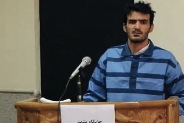 Iranul a reluat execuțiile pentru a timora populația. Prima, după doi ani, a fost în public, prin spânzurare