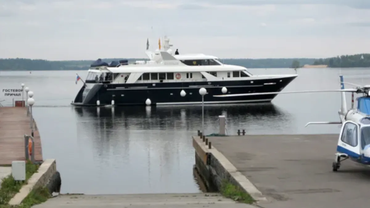 Putin - Lukoil, yacht pentru patriarhul Kirill (sursa: danelis.ru)