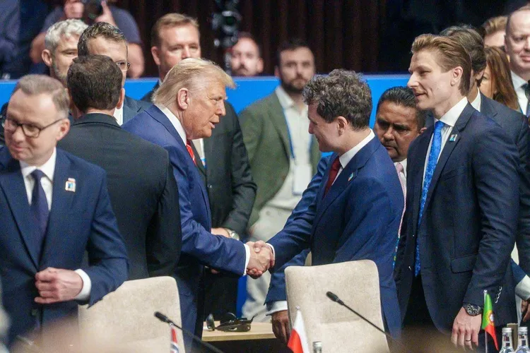 Nicușor Dan, cordialități cu Donald Trump (sursa: Facebook/Nicușor Dan)