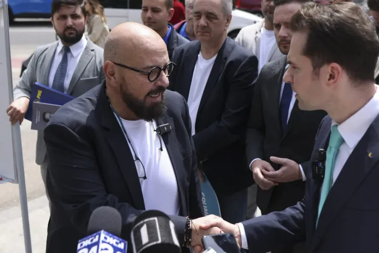Singurul liberal pentru care Olguța Vasilescu își exprimă respectul public, pentru că a ajutat-o. În schimb, Bolojan este aspru certat