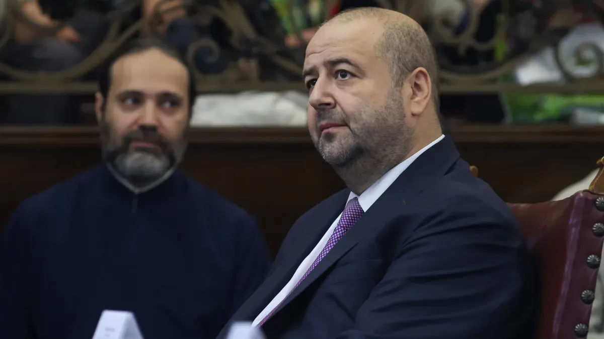 Mihai Busuioc, care l-a slujit pe Dragnea, a ajuns din subofițer de poliție judecător la CCR