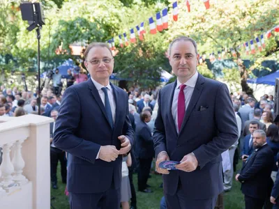 Ce șanse îi dă o mare bancă americană, care finanțează România, lui Luca Niculescu