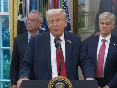 Acord între Casa Albă şi Pfizer (sursa: Facebook/The White House)