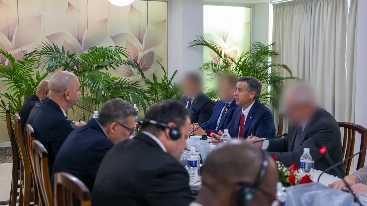 Șeful CIA îl prezintă partenerilor din Cuba pe cel care l-a arestat pe aliatul lor, Maduro Foto: X CIA