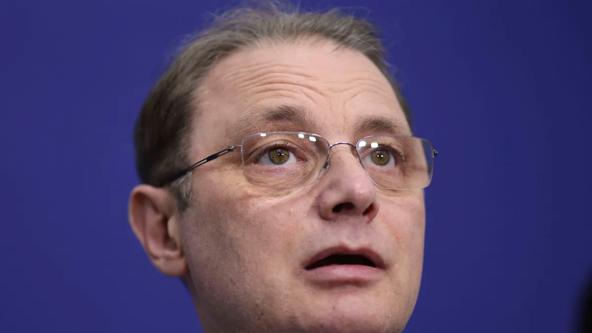 Luca Niculescu, ținta unui val de trolling la fel de dur ca împotriva lui Grindeanu