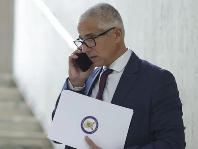 Propaganda AUR îl apără pe ministrul PSD al Justiției Foto Inquam/Octav Ganea