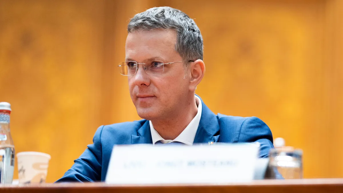 Bioterra i-a dat diplomă lui Moșteanu fără toți anii de studiu (sursa: Facebook/Ionuț Moșteanu)