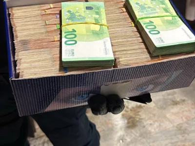 După reaprinderea scandalului Vicol, încă dosar îl urmărește pe Grindeanu, al cutiilor pline cu euro: Simion susține că numele liderului PSD a fost înnegrit în dosar