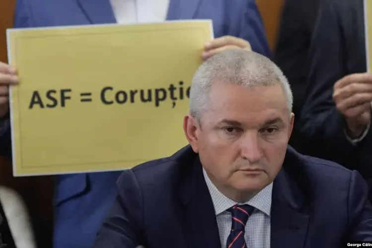 Cine i-a dat certificat de securitate lui Anastasiu: omul lui Paul Stănescu, fost președinte ASF Foto: Inquam/George Calin