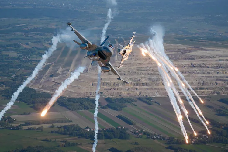 Polonia doboară drone rusești în premieră (sursa: Facebook/Siły Powietrzne/Polish Air Force)