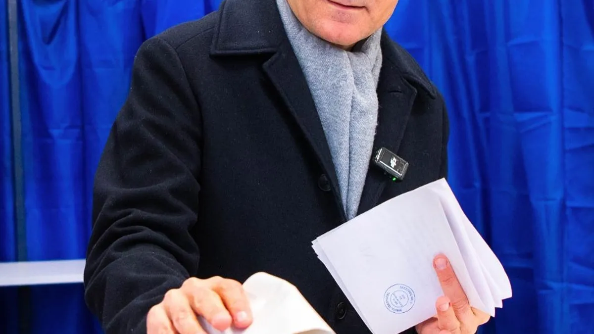 Referendumul organizat de Nicușor Dan a trecut pragul de validare Foto: Facebook