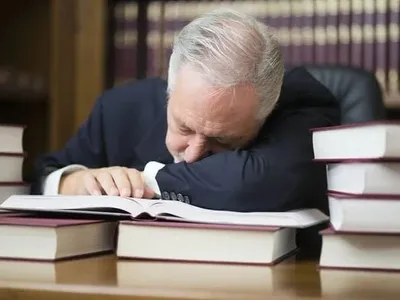 Cum afectează pensionările masive funcţionarea Justiţiei (sursa: ziaruldeiasi.ro)