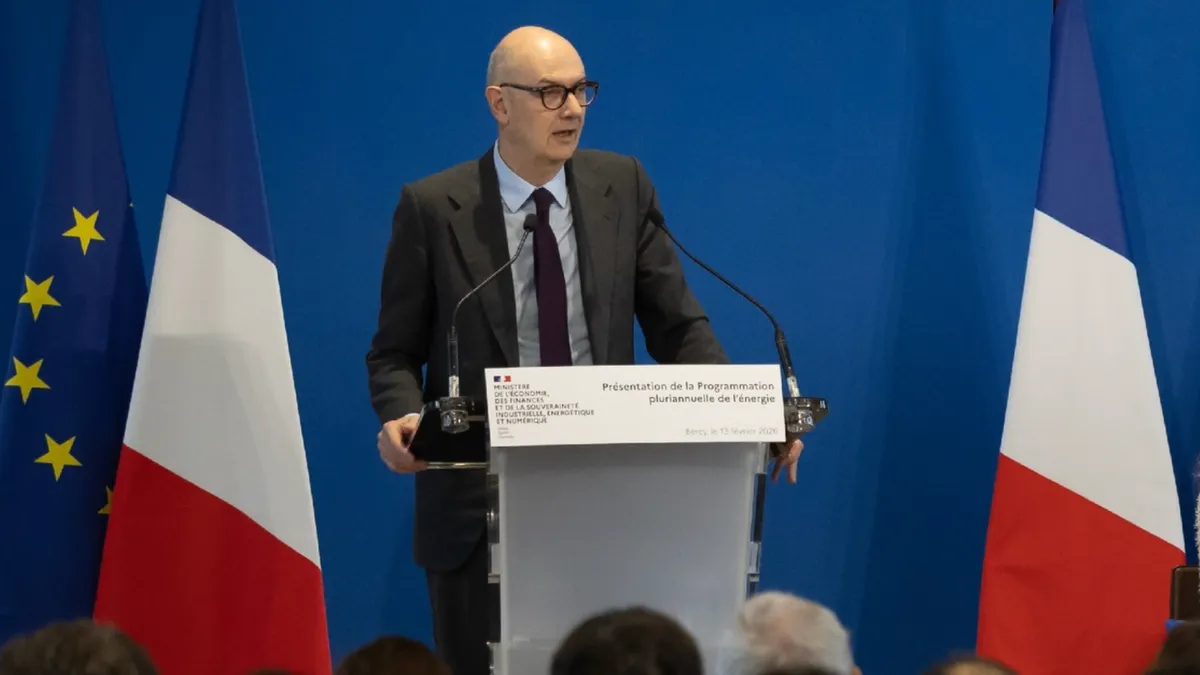 Franța cere verificarea profitului rafinăriilor (sursa: Facebook/Roland Lescure)