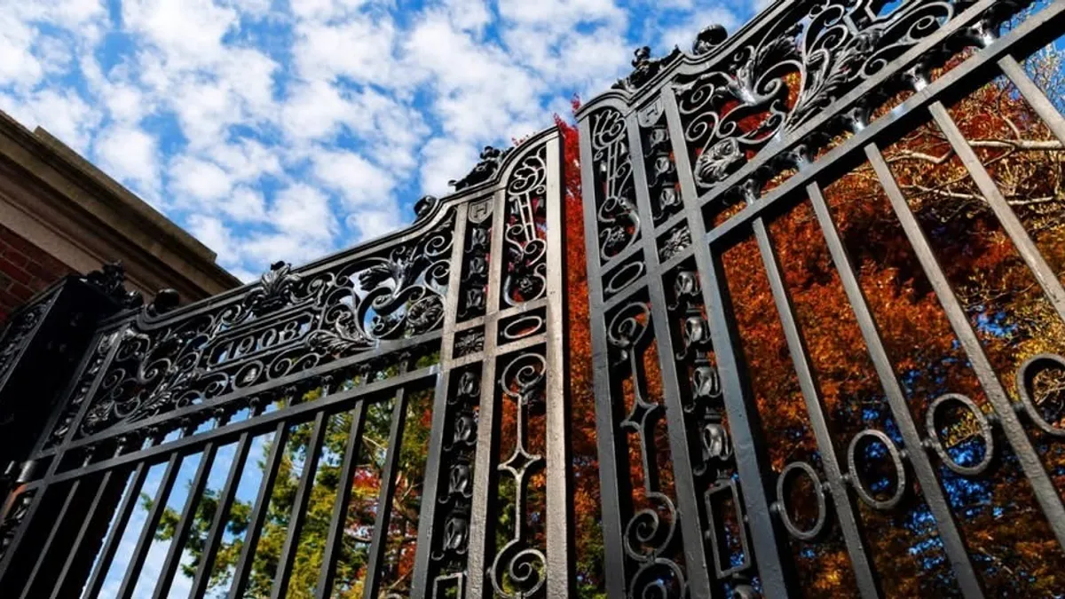 Donald Trump provoacă haos la Harvard (sursa: harvard.edu)