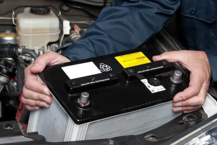 Bateria mașinii, proces de 10.000 euro (sursa: ziaruldeiasi.ro)