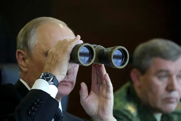 Rusia a cheltuit în 2025 echivalentul a 2/3 din PIB-ul României pentru Armată - raport BND Foto: Kremlin.ru