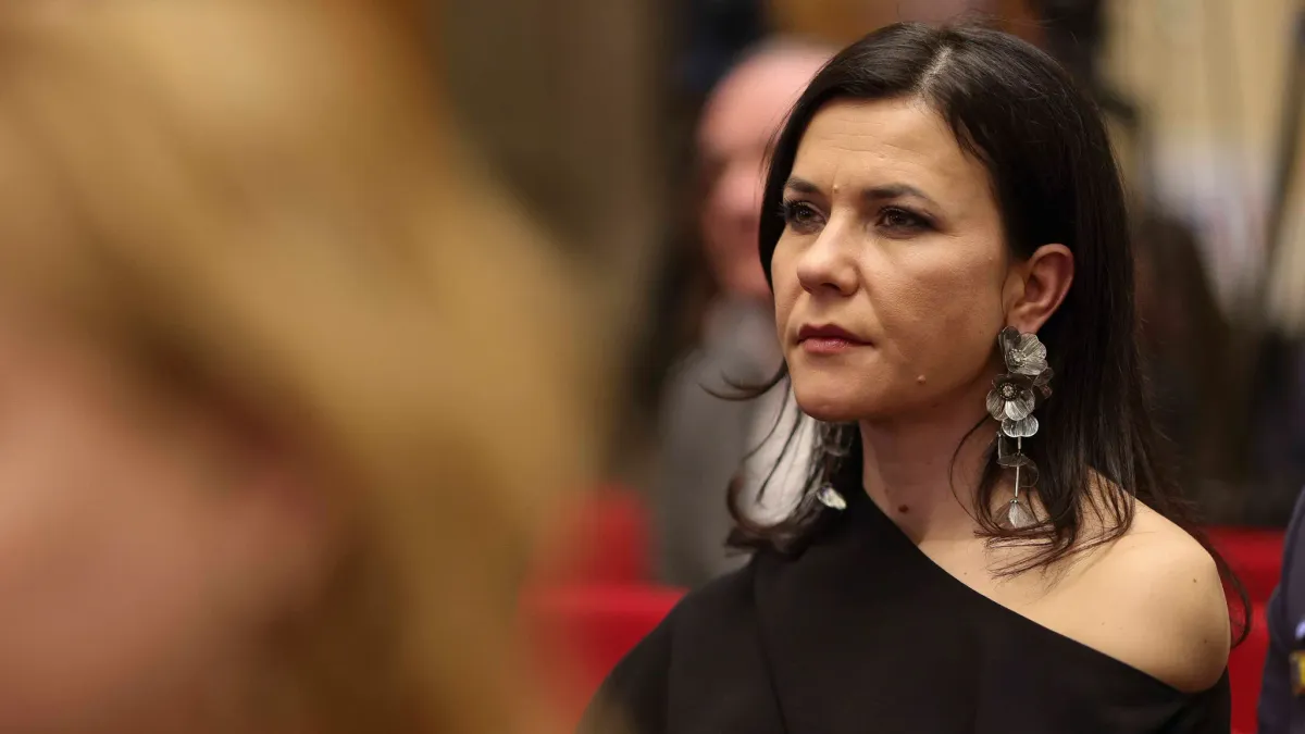 De Ziua Justiției, șefa procurorilor, Cristina Chiriac, s-a photoshopat puțin. Și Savonea a făcut-o – poza 2