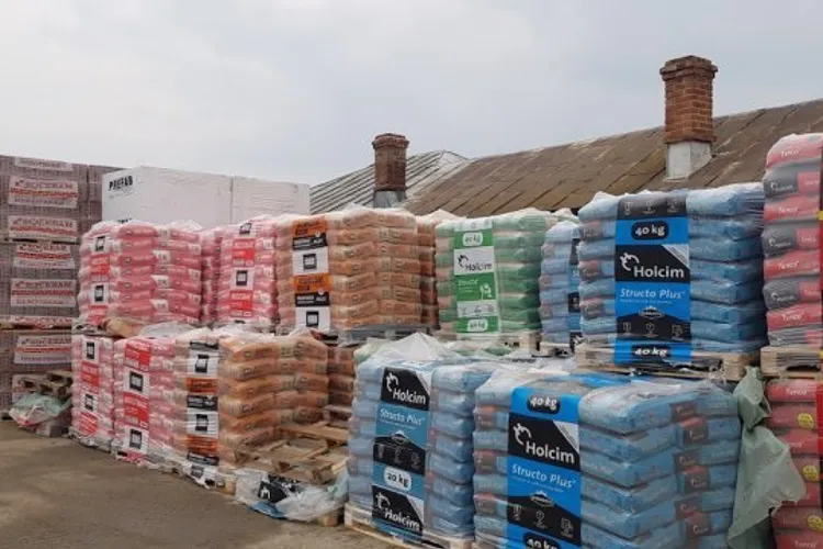 Materialele s-au ieftinit, construcțiile s-au scumpit (sursa: ziaruldeiasi.ro)