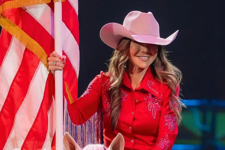 Kristi Noem, convocată la discuții de Trump (sursa: Facebook/Kristi Noem)