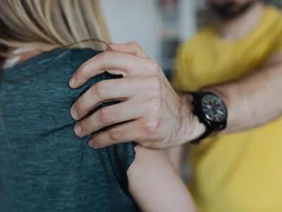 Profesori acuzați de abuzuri sexuale: cinci cazuri care au zguduit universitățile din România