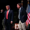 Tucker Carlson a fost atacat de demoni (sursa: Facebook/Tucker Carlson)
