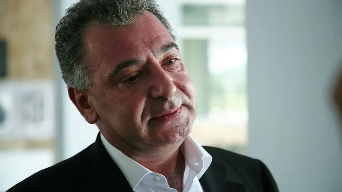 Omul lui Grindeanu, la Frank Timiș (sursa: zf.ro)