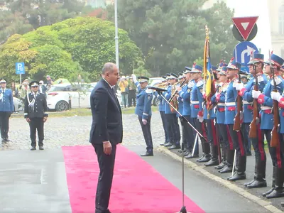 Predoiu îl laudă pe penalul Neacșu la predarea mandatului: „Este echipat cu tot ce îi trebuie”
