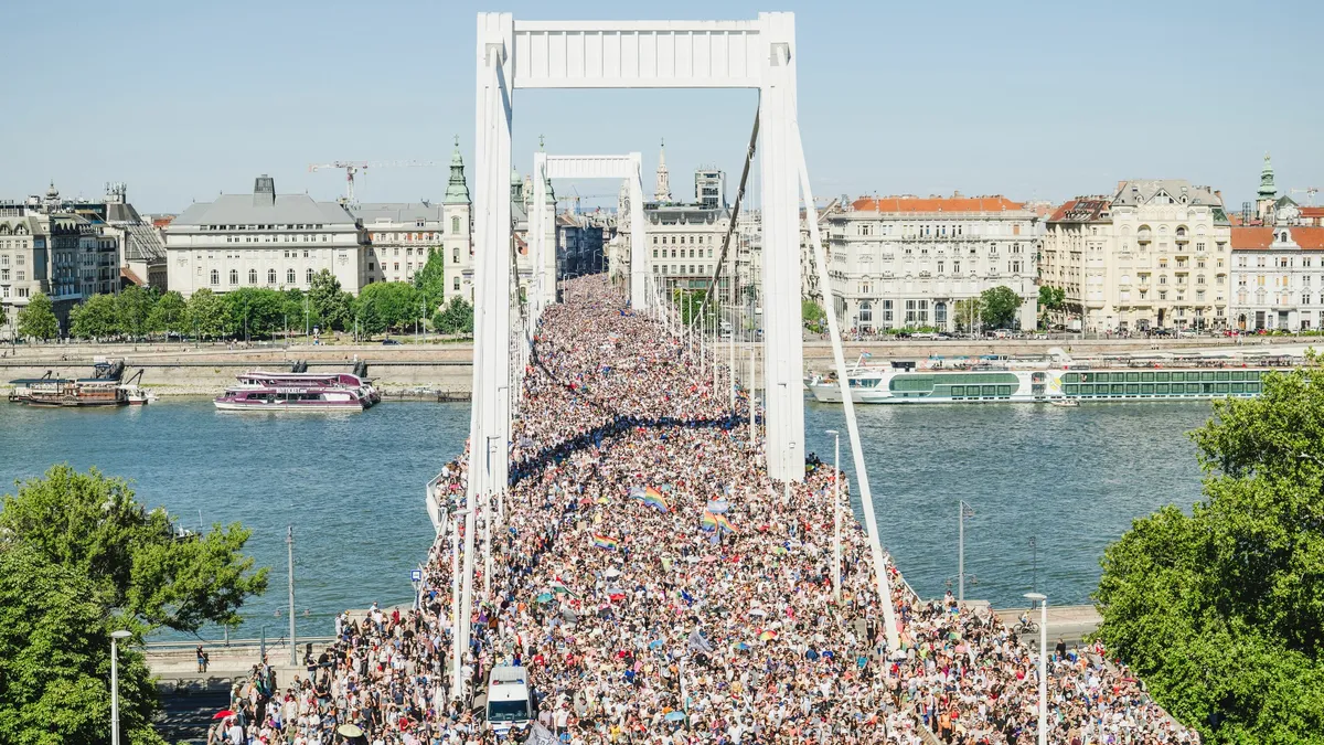 Poliția ungară refuză amendarea participanților Pride (sursa: Facebook/Karácsony Gergely)