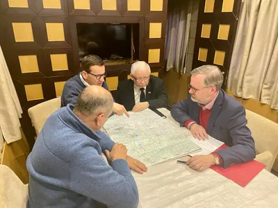 Premierii din Cehia, Polonia și Slovenia au ajuns la Kiev, după o lungă călătorie cu trenul Foto: Twitter Morawiecki