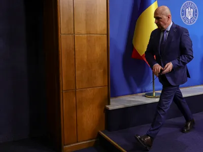 PSD contratacă prin Antena 3: Bolojan, acuzat că vrea să vândă aeroportul Otopeni Foto: Inquam/Octav Ganea