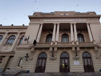 Fiul lui Tudorel Toader a continuat să predea după acuzațiile studentelor: ancheta UAIC nu are încă un verdict