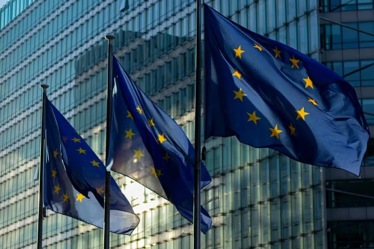 România, păsuită de UE până în octombrie să reducă deficitul sau riscă să piardă fonduri europene