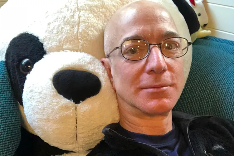 Trump atacă Amazon pentru afișarea tarifelor (sursa: X/Jeff Bezos)