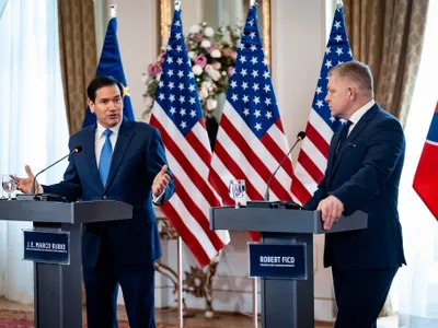 SUA nu contestă otrăvirea lui Navalnîi (sursa: Facebook/Robert Fico)