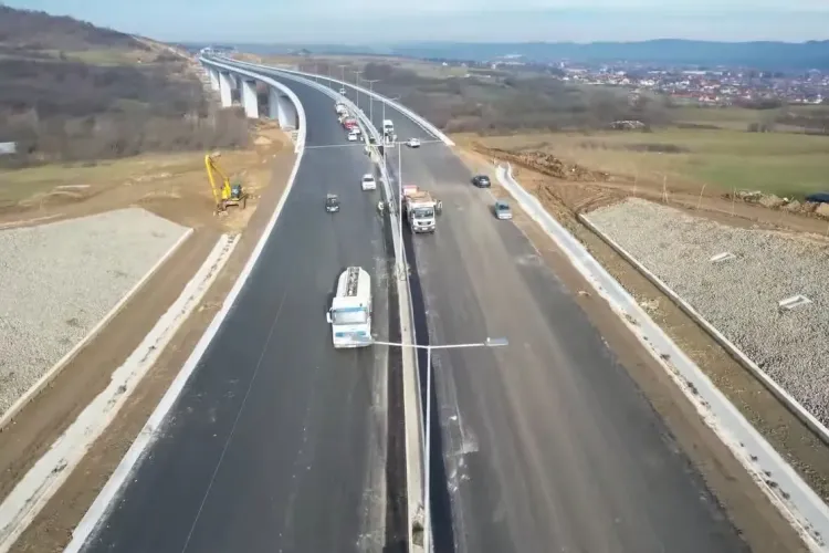 Secretarul de stat Cosma îl acuză pe directorul CNAIR că închide autostrada Sibiu-Boița pentu că „nu-i pasă”