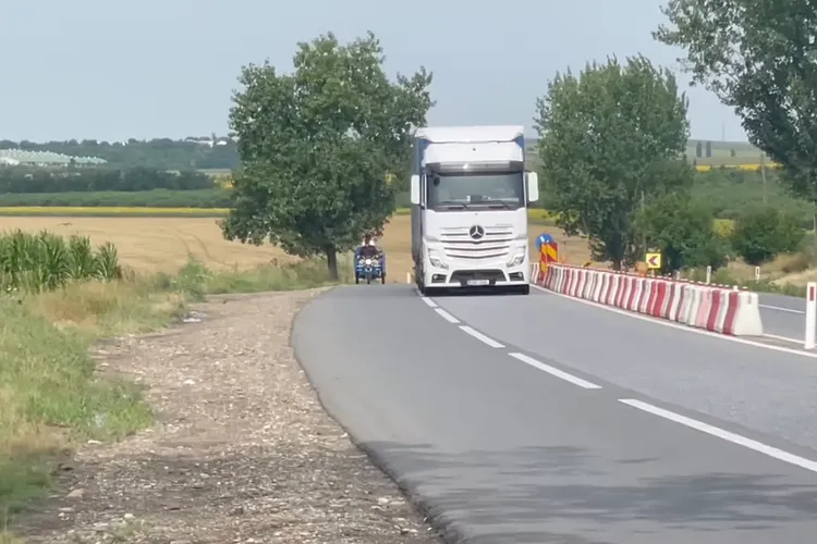 E85: bandă îngustată, risc uriaș de accidente (sursa: Facebook/Nicu Rosu)