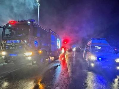 Explozie într-un bloc din Caracal (sursa: Facebook/ISU Olt - www.isuolt.ro)